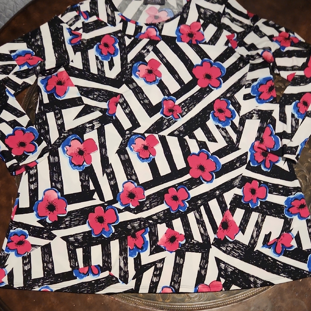 Mr. Max Floral Geometric Long Sleeve Top Sz Lg